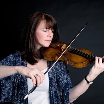 Lucy Russell - violin