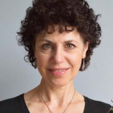 Lesley Schatzberger